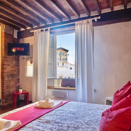 Appartamento Vista Sulla Basilica - Centro - Wifi Lucca